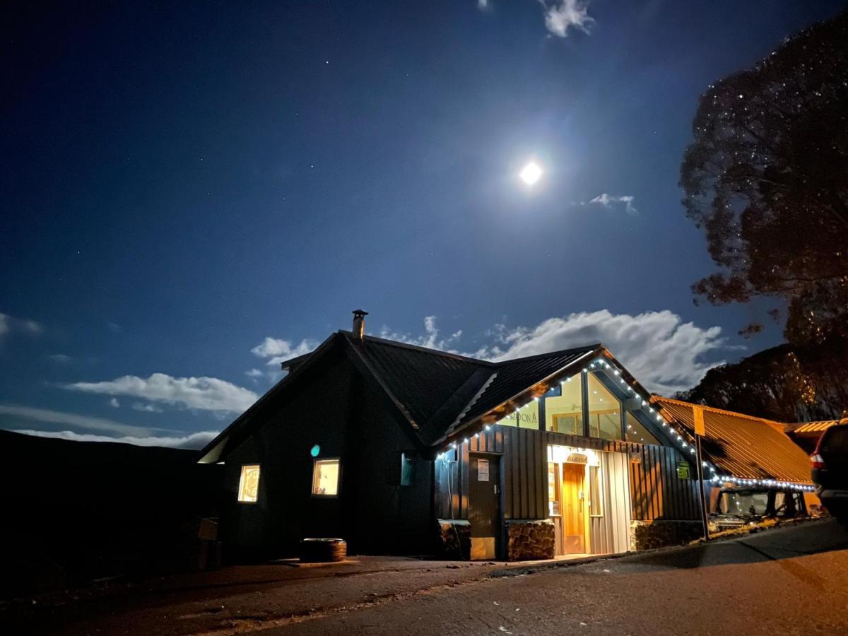 Cooroona Alpine Lodge Falls Creek Exterior photo